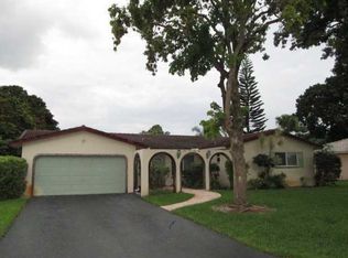 1146 NW 84th Dr, Coral Springs, FL 33071