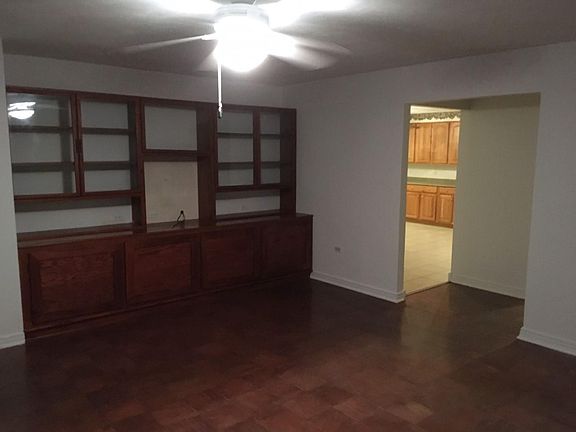 3rd image of 15 Houston Ave