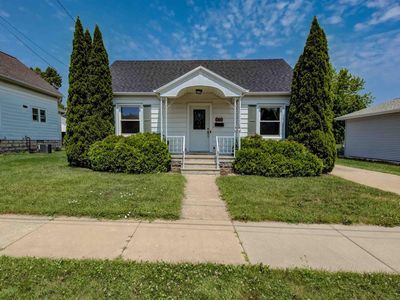 672 West 8TH AVENUE, Oshkosh, WI, 54902