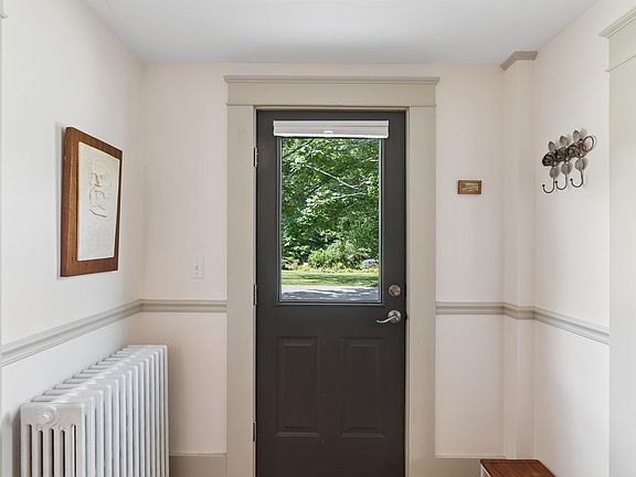 5th image of 22 Forest Street