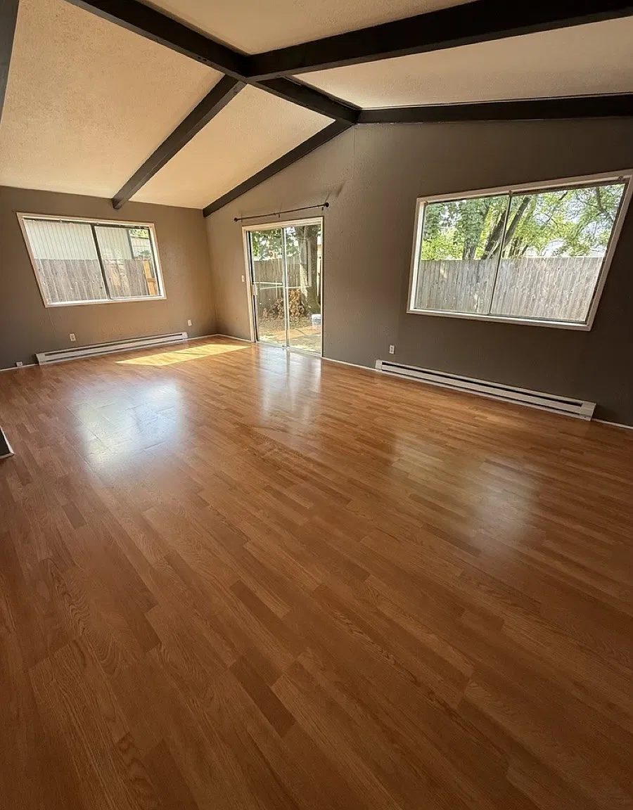 6127 Southeast 85th Avenue (Hopman Holdings DE, LLC) — Photo 2