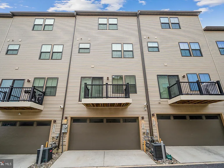 2824 Lewis Ave — Photo 30