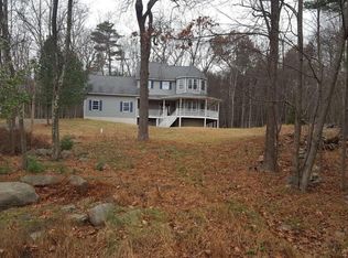 101 Winterberry Dr, Milford, PA 18337