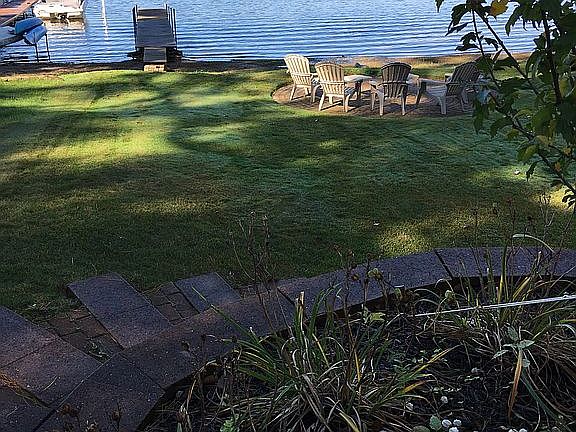 3rd image of 7562 Hessler Dr NE