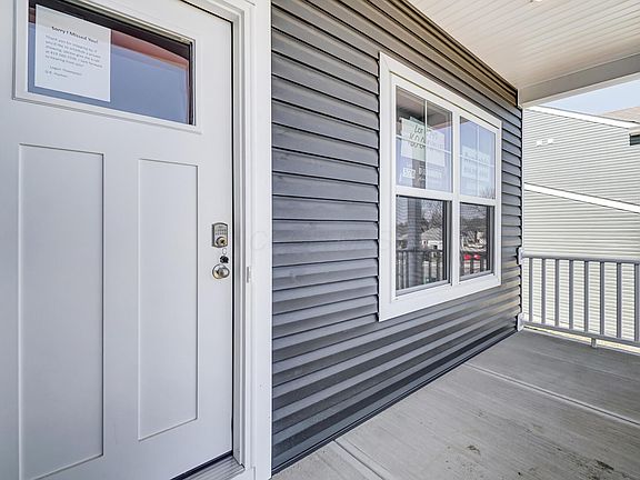 2nd image of 160 Oak Valley Ct