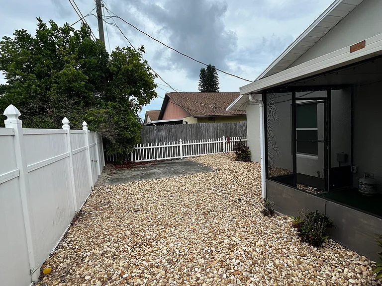 208 Atlas Ln #1 — Photo 15