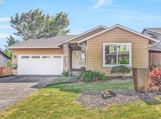 13957 SE Alimaria Dr, Clackamas, OR 97015