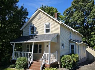 196 Vernon St, Manchester, CT 06042