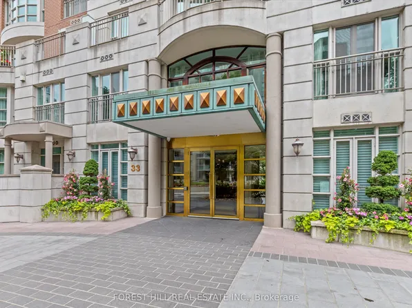 33 Delisle Ave #108, Toronto, ON M4V 3C7