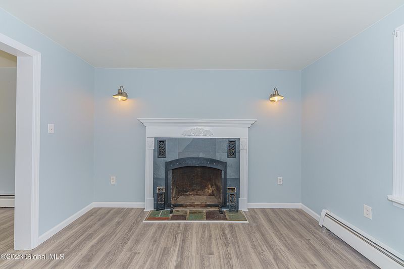 5th image of 58 Merritt Road
