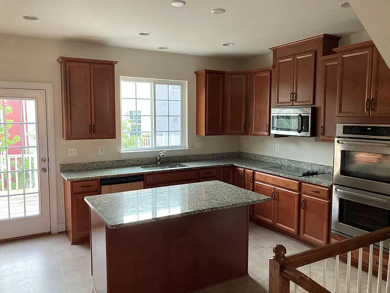 10678 Viewmont Ln — Photo 13