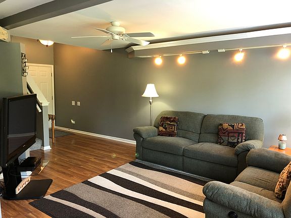 3rd image of 1227 Summersweet Ln