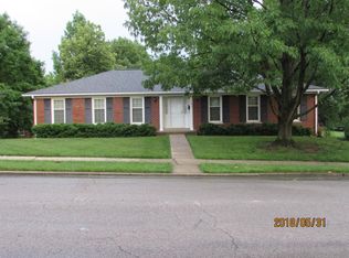 3490 Castleton Hl, Lexington, KY 40517