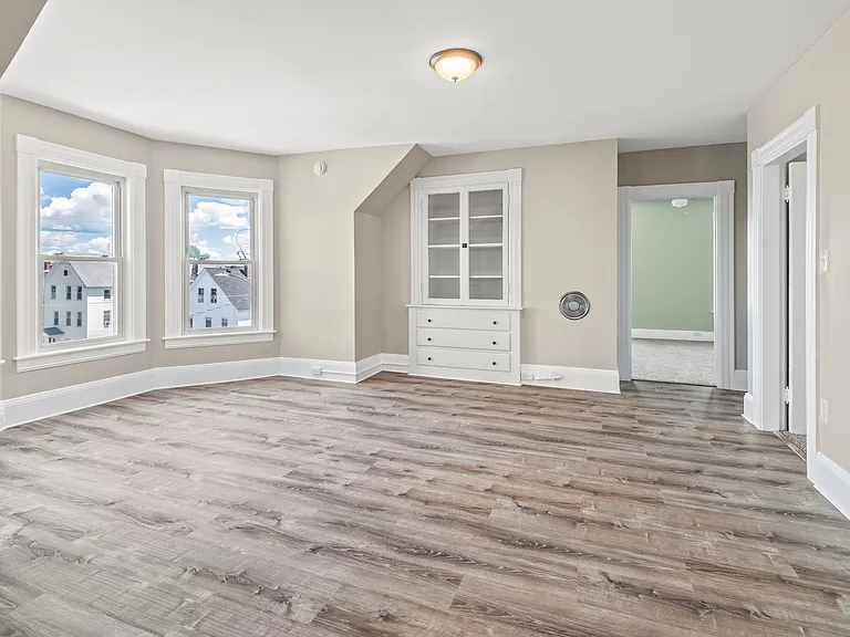 174 Cartier St #3 — Photo 10