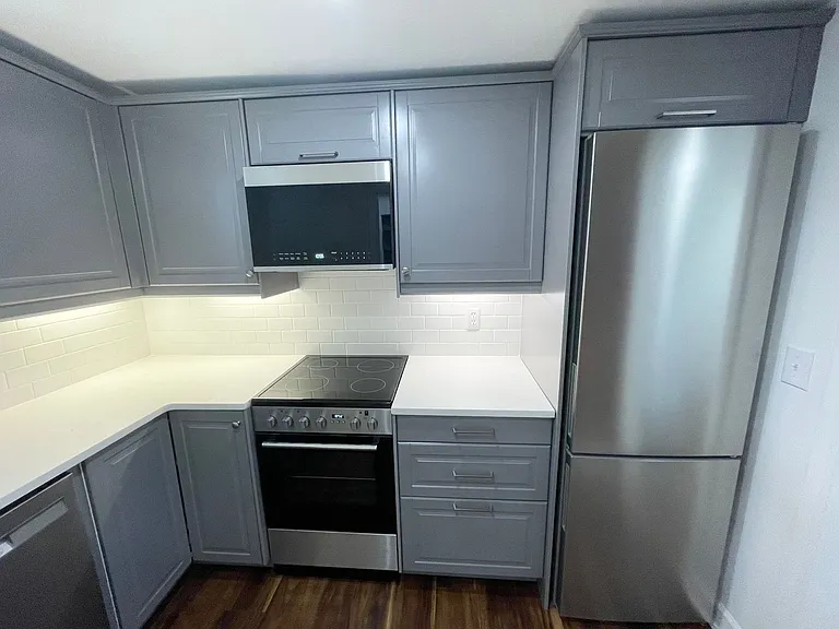 806 Florence St #810-A — Photo 3