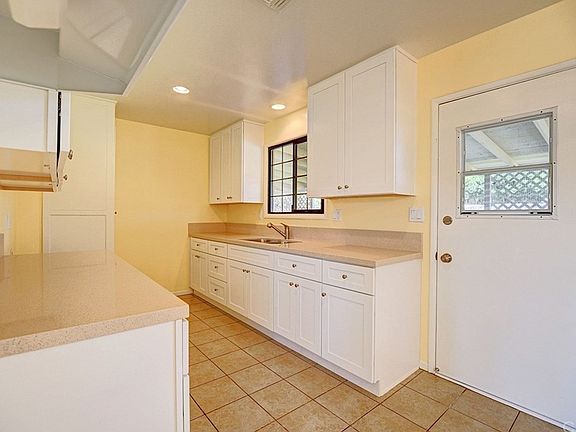 3rd image of 4816 N Armel Dr
