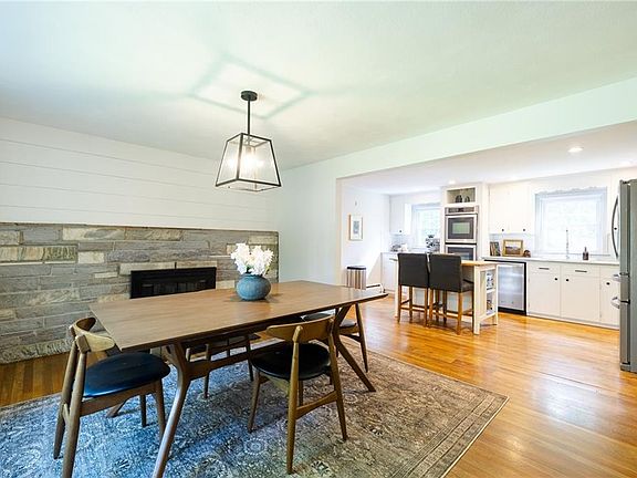 5th image of 74 Follett St