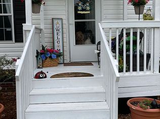102 Pickerel Dr, Moncks Corner, SC 29461
