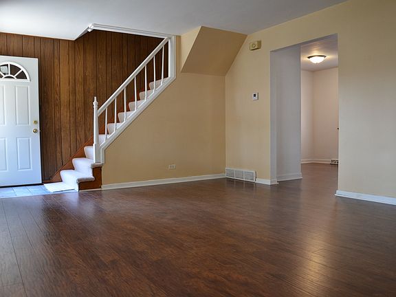 4th image of 1413 W Le Moyne St