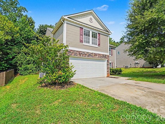 3rd image of 7227 Cypress Ridge Dr