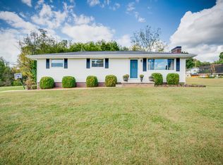 424 Suburbia Dr, Blountville, TN 37617
