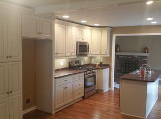 65 Julie Ln, Saint Peters, MO