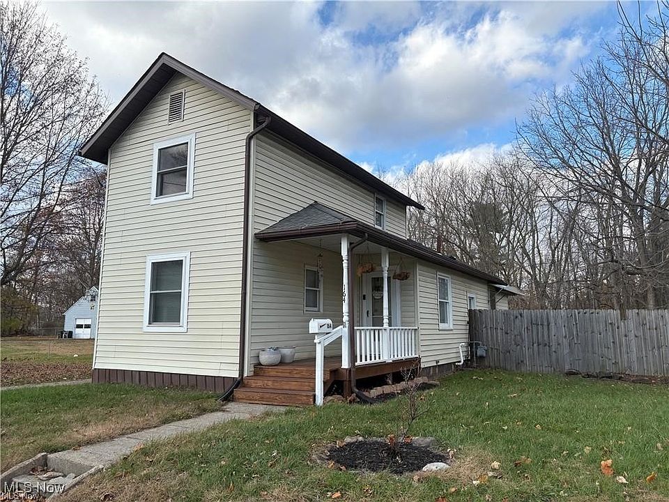 1st image of 164 Orchard St