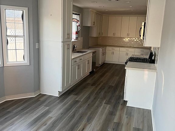 2nd image of 6427 Klump Ave
