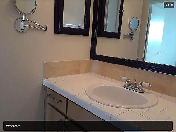 5th image of 811 Crenshaw Blvd APT 201