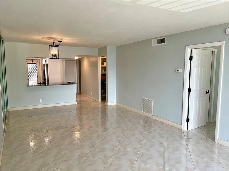 801 N Ocean Blvd #202 — Photo 10