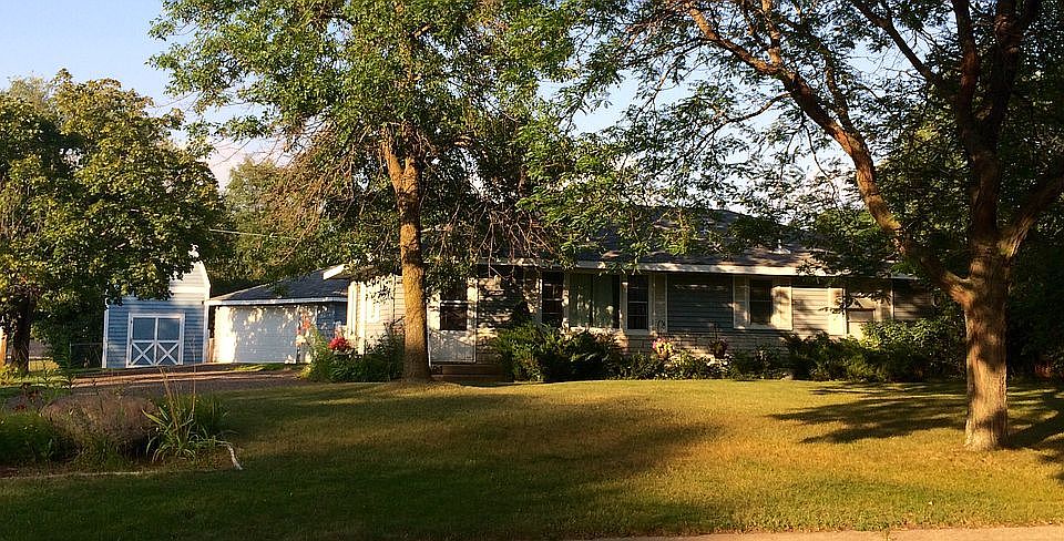 1st image of 11587 N Heights Dr NW