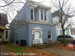 304 E Lincoln Ave APT D, Goshen, IN 46528