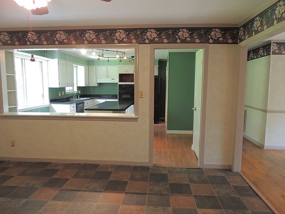5th image of 133 Gurley Dr