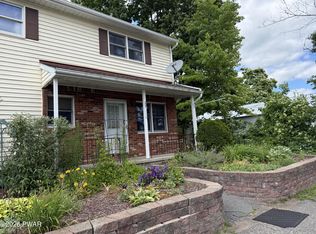 110 Wheatfield Dr, Milford, PA 18337