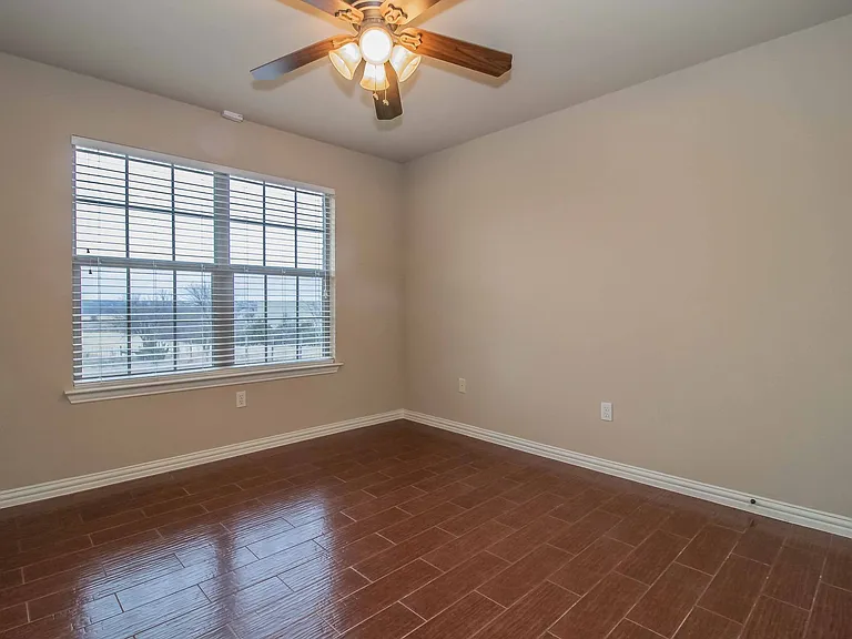 5957 Stacy Ln — Photo 25