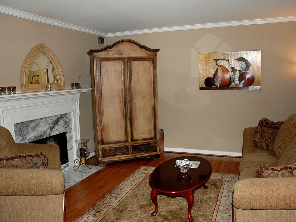 Living room with hardwoods