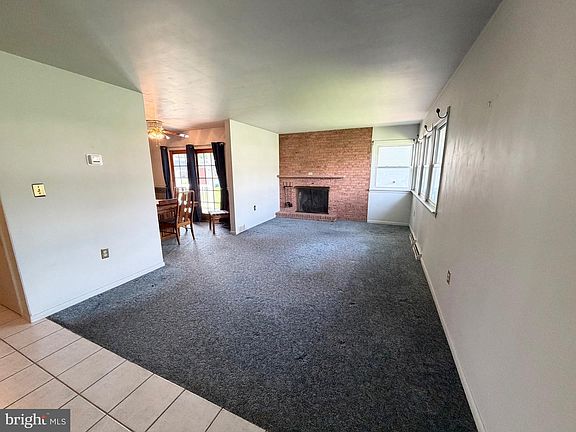 2nd image of 903 Fox Meadow Rd