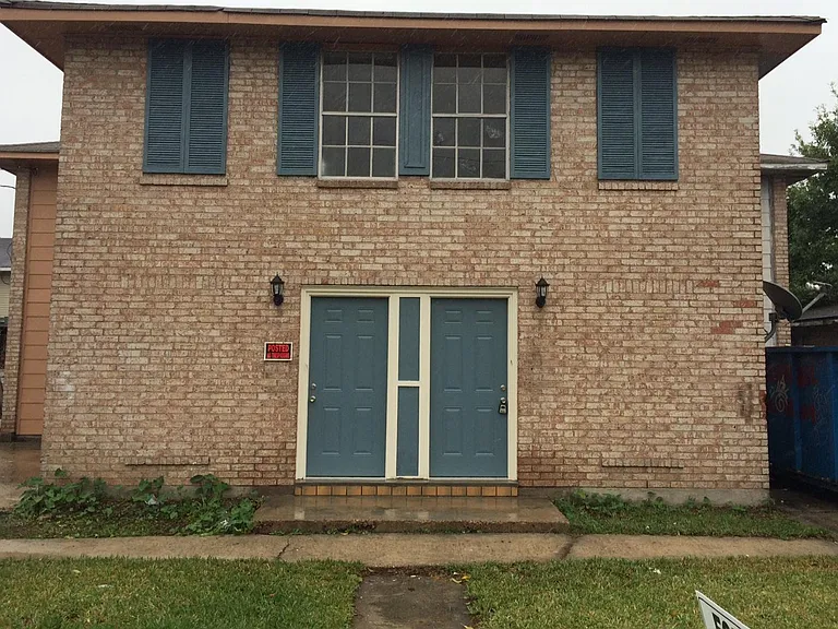 1932 Shalett St — Photo 3