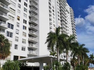 2851 NE 183rd St APT 705, Aventura, FL 33160