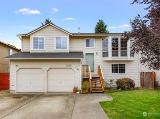 10509 57th Dr NE, Marysville, WA