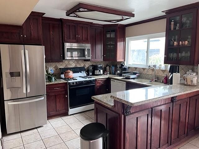 1st image of 1125 E Truman Pl