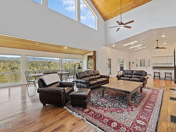 3rd image of 1880 W MANZANITA Drive