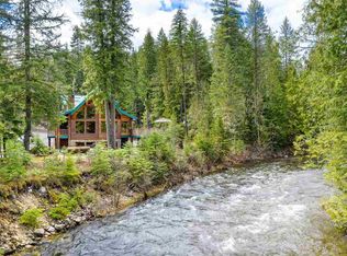 312 Kerr Rd, Nordman, ID 83848