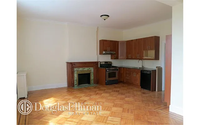 Rented by Douglas Elliman | media 2