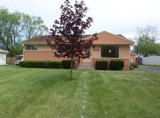 8056 N 61st St, Brown Deer, WI 53223
