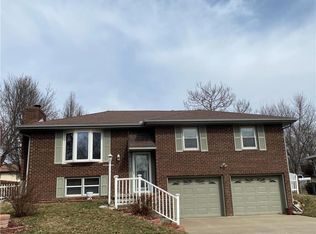3113 Dover St, Saint Joseph, MO 64506
