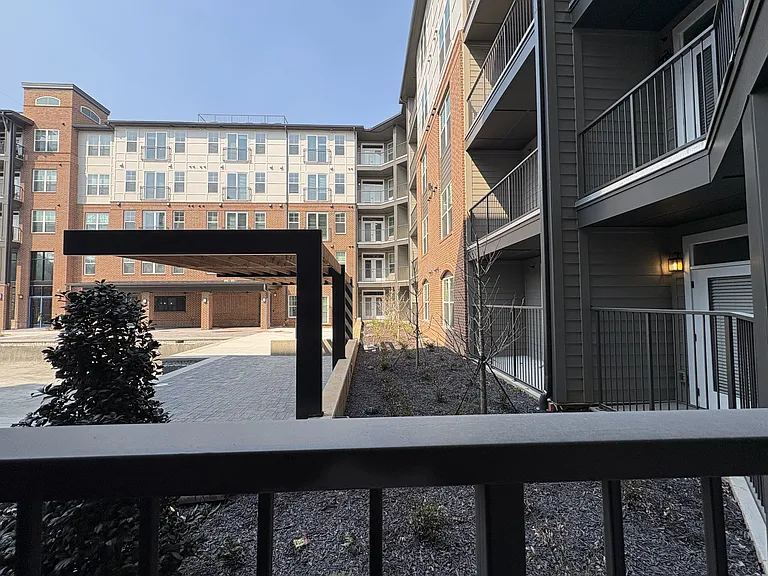 District on the Etowah Apartments — Photo 268