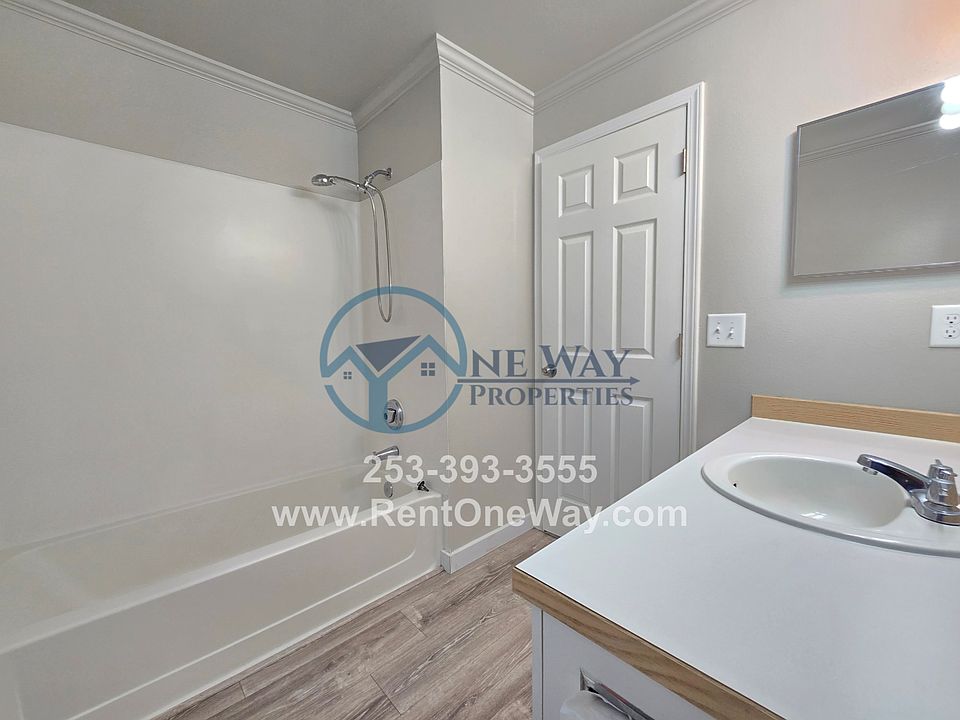 1st image of 21712 44th Avenue Ct E