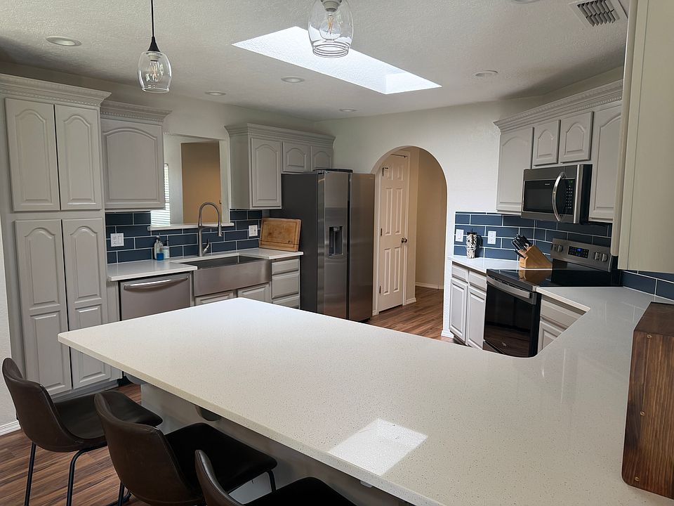 1st image of 3821 Don January Ave