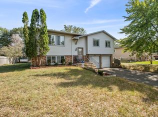 11755 Jonquil St NW, Coon Rapids, MN 55433